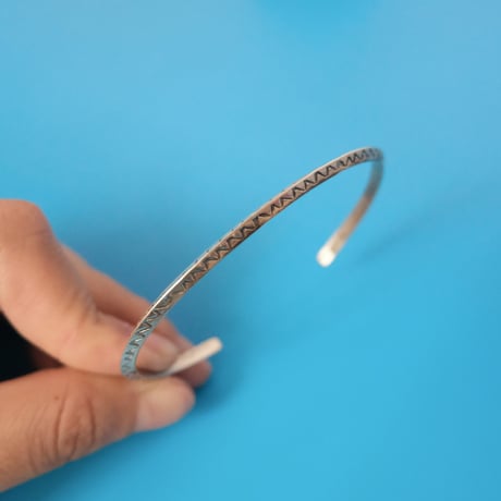 navajo / stamp bangle