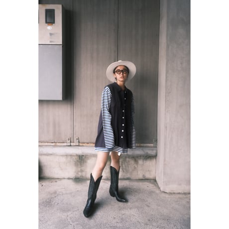 unknown / navy N/S shirt