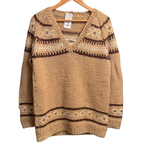 V-neck knit
