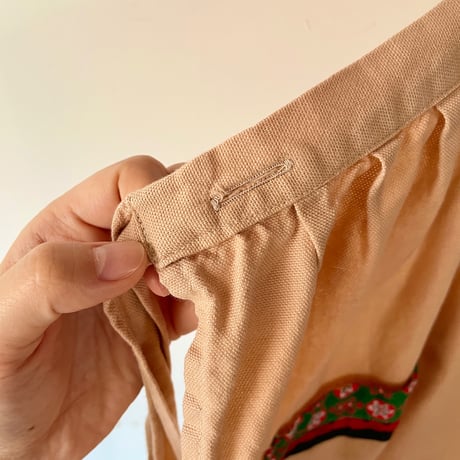 apron “beige”