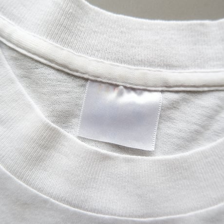 old print tee / white