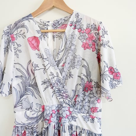 see-through flower white dress “pink×gray”