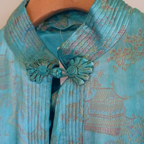 china gown / blue