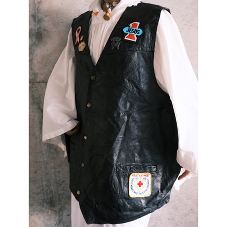 big leather vest with wappen