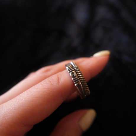 Indian jewelry / "JenniferCurtis" 2 piece set ring