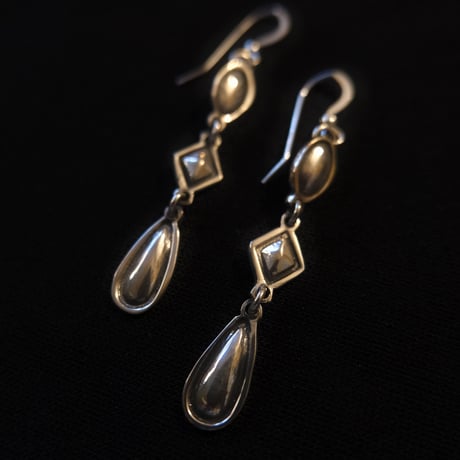 indian jewely / drop shape pierce
