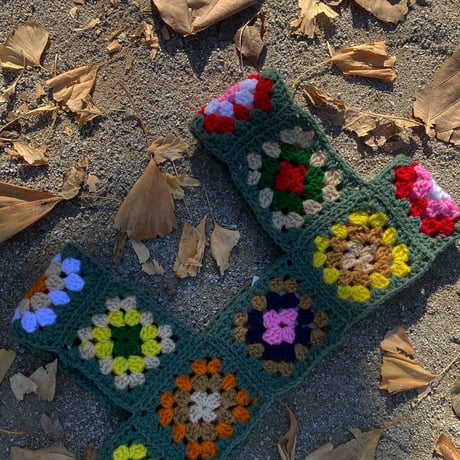 eski. original item / granny square knit bustier