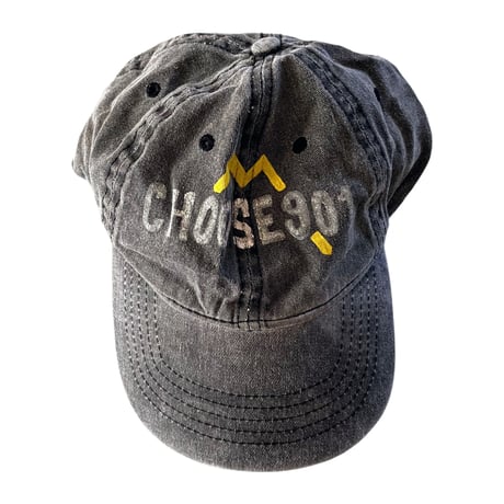 cap "black"