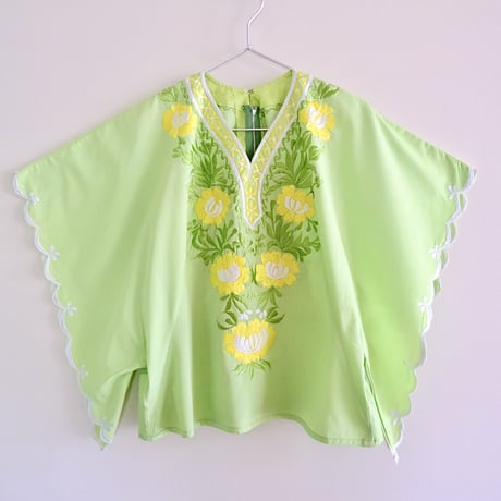 embroidery setup (tops×skirt) “light green”