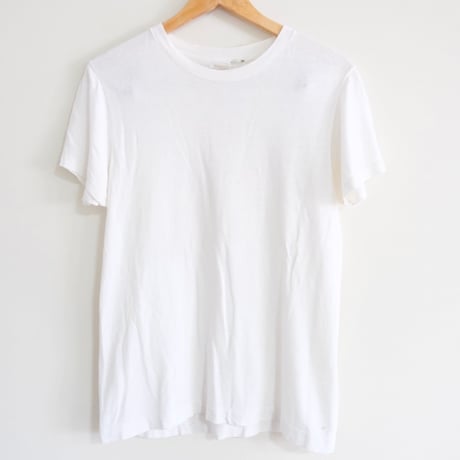fruits of the loom / white tee