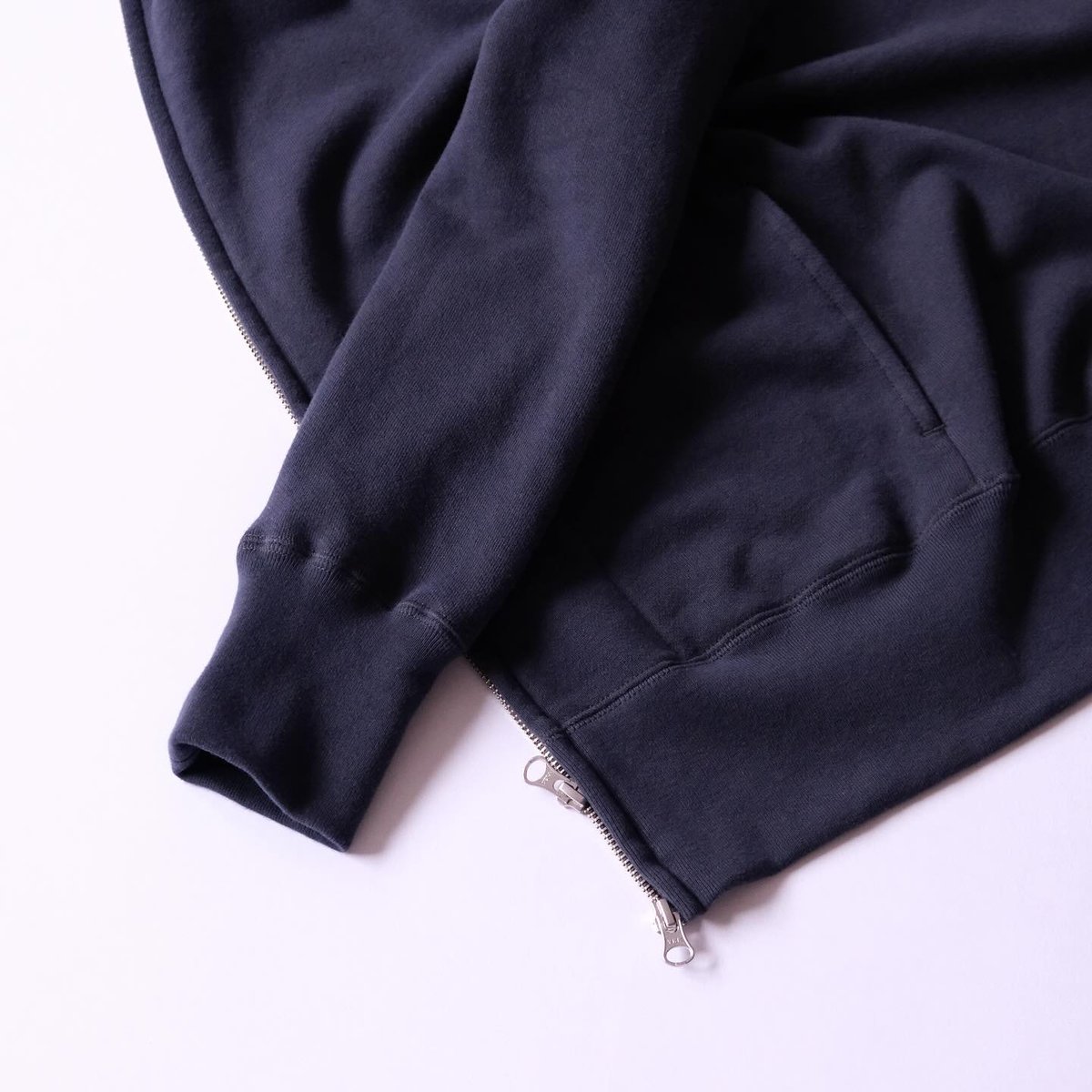 eleven 2nd ジップアップ fit=scale-down,w=1200