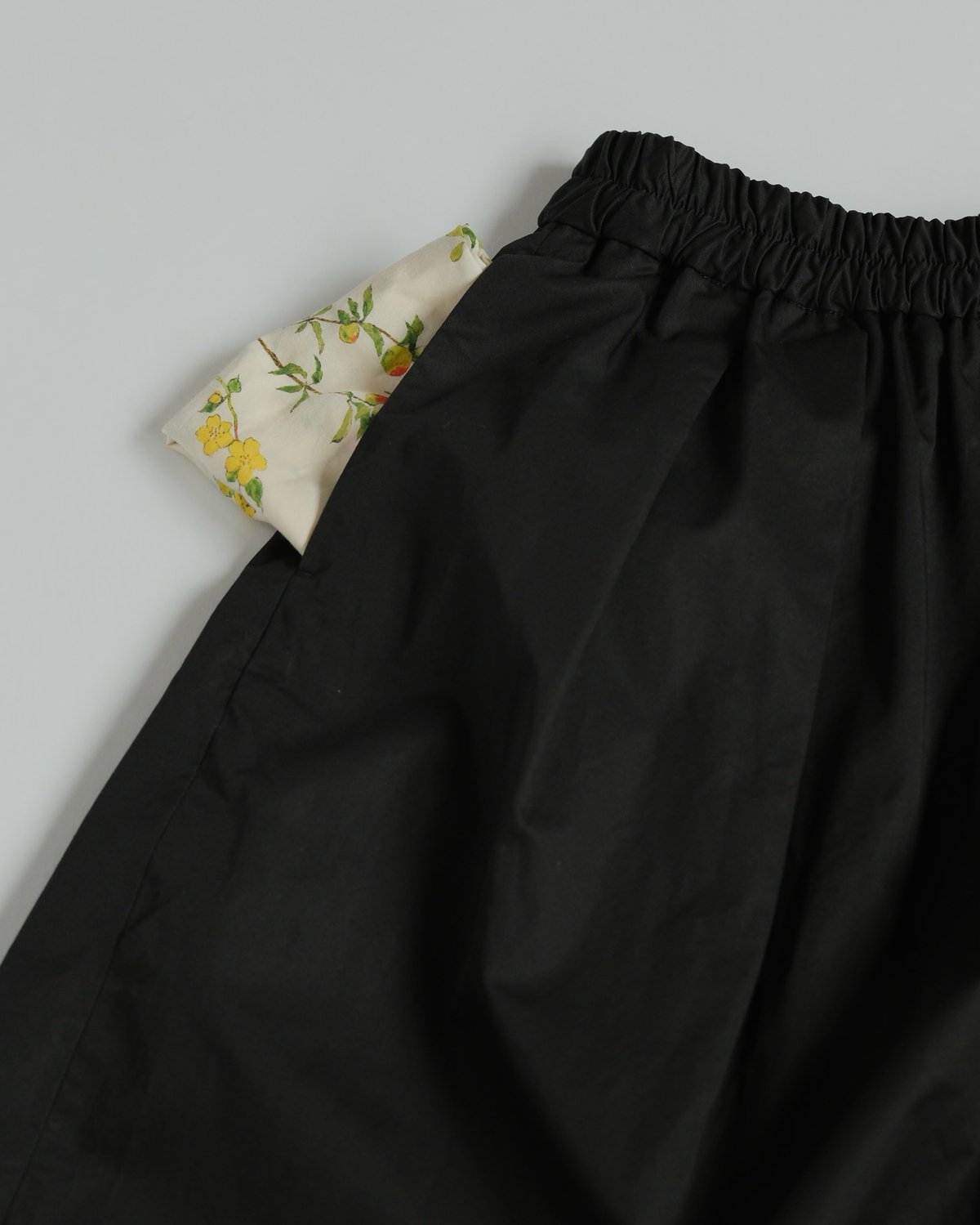 SACUCA タックギャザースカート　フリーサイズ fit=scale-down,w=1200