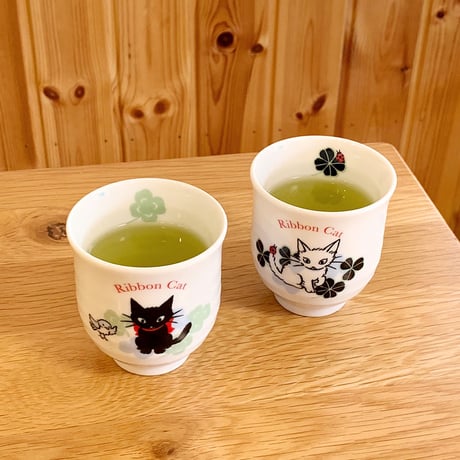 クローバー湯のみ