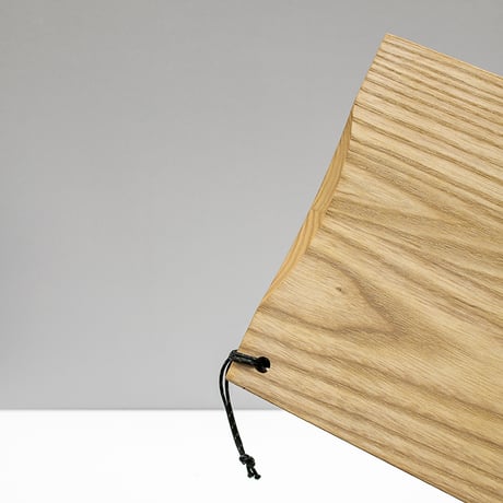 SKEW cutting board / L / Ash