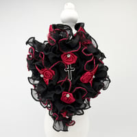 K-589 Black & Red フリルブラウス