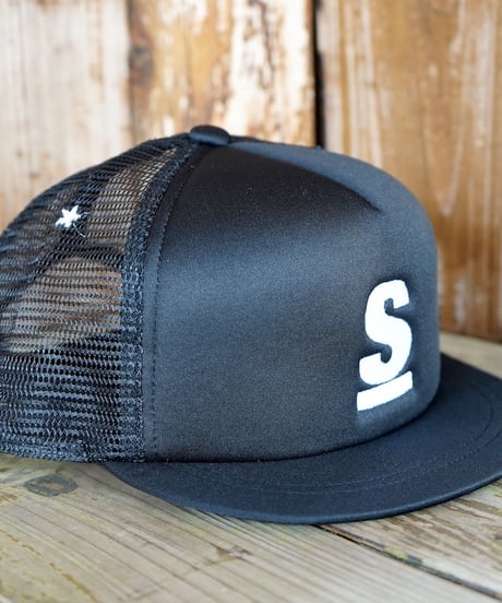 S Logo Alphabet Cap／エスロゴアルファベットキャップ（Black／ブラック）
