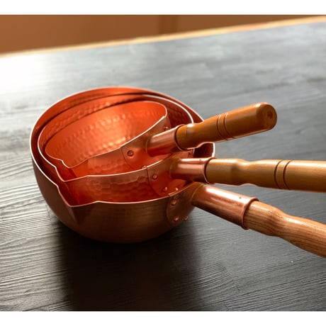 【飯田屋オリジナル】究極の熱伝導！純銅製雪平鍋 中サイズ（18cm）