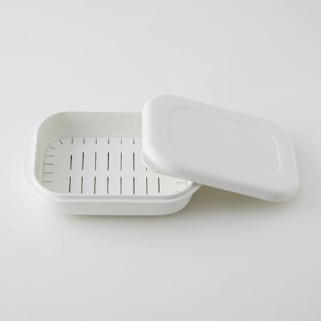 レンジで冷凍ご飯をムラなくふっくらと温められる保存容器「極冷凍ごはん容器大盛り用2個入 ホワイト」