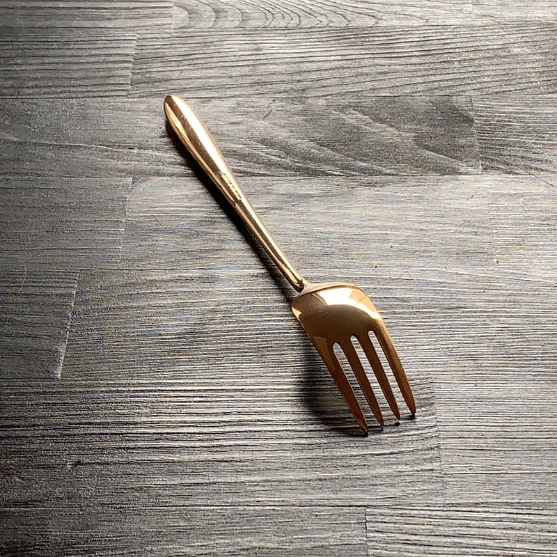 飯田屋オリジナル】優しく光るピンクゴールドのデザートフォーク | 飯田屋