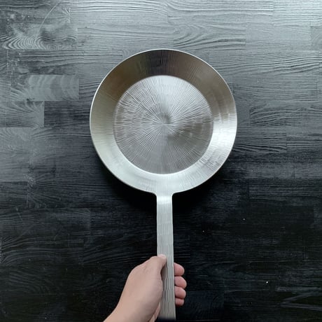 【人生が変わる料理道具掲載!】5年の歳月をかけて生み出した究極の肉焼きフライパン！エバーグリルステンレス