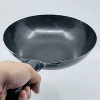 【人生が変わる料理道具掲載!!】中国人がわざわざ買いに来る日本製の極上中華鍋30cm