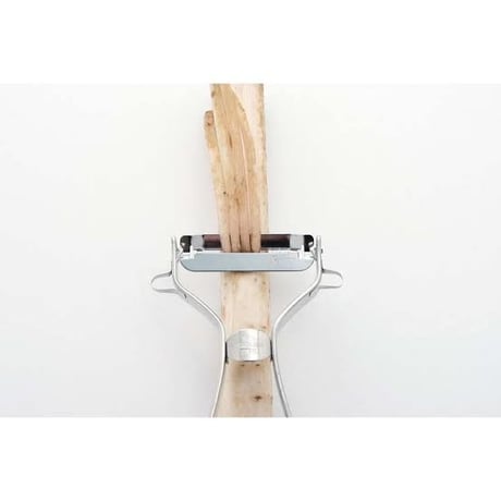 【タモリ倶楽部で紹介！】タモリさんが番組で絶賛した最強きんぴらピーラー