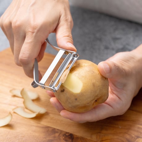 【LDKピーラー部門ベストバイ受賞】世界の200種類以上のピーラーを使い比べて飯田屋がたどり着いた究極のコンパクトピーラー「JK07 エバーピーラーミニ右きき用」