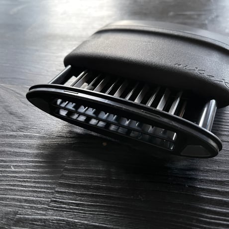 【人生が変わる料理道具掲載!】料理のプロも惚れ込んだ！洗いやすくて圧倒的に筋が切れる肉の筋切り器