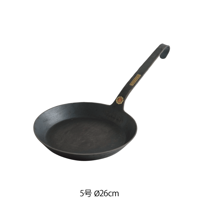 人生が変わる料理道具掲載】100年使える伝説のドイツ製フライパン