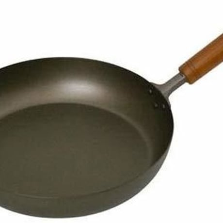 【マツコの知らない世界で紹介】羽のように軽い！チタンフライパン28cm