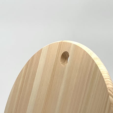 【幻のまな板】ありそうでなかった家庭サイズのヒノキ製丸型まな板30cm