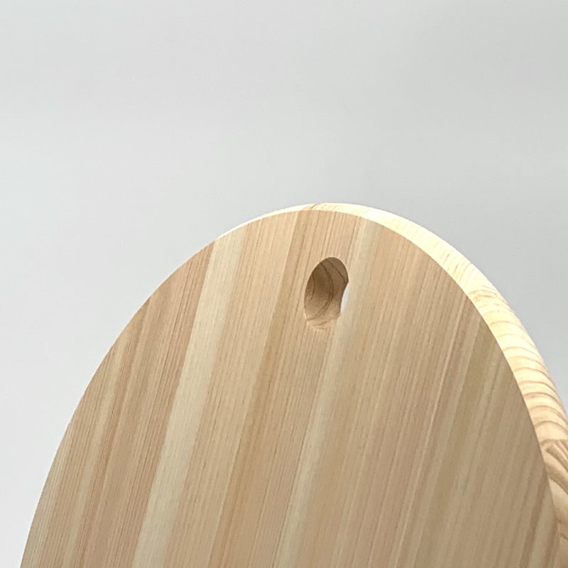 【人気の丸型まな板 中サイズ♪】丸型Forest 直径300mm TypeB 幻のまな板】ありそうでなかった家庭サイズのヒノキ製丸型まな板