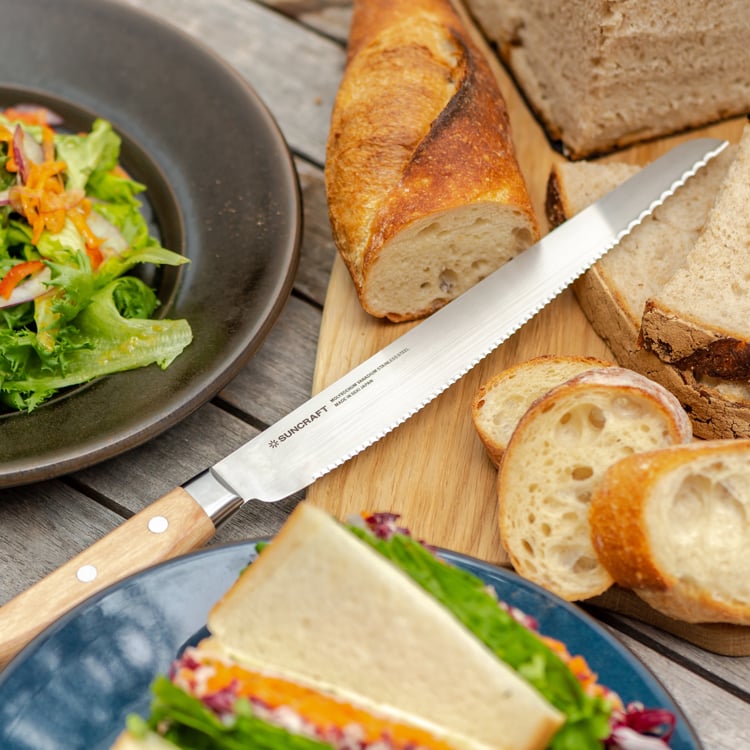 ザワつく!金曜日で紹介】柔らかい食パンも硬いフランスパンもスパッと