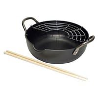 【人生が変わる料理道具掲載!!】カラッと揚げるべく計算し尽くされた揚げ鍋24cm（ 大 ）