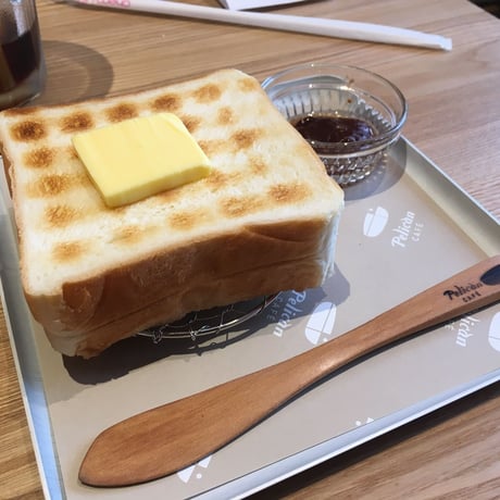 【人生が変わる料理道具掲載!!】パンの下に敷く手編みの足付丸アミ