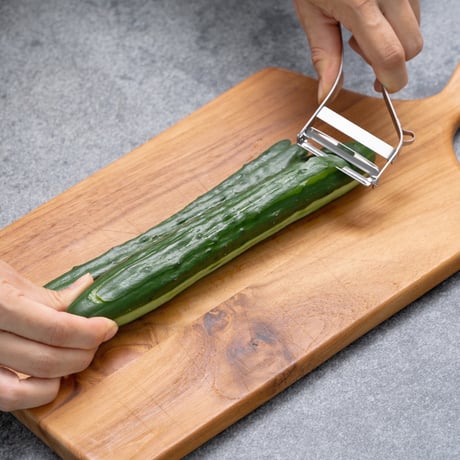 【LDKピーラー部門ベストバイ受賞】世界の200種類以上のピーラーを使い比べて飯田屋がたどり着いた究極のピーラー「JK09 エバーピーラーミニ左きき用」
