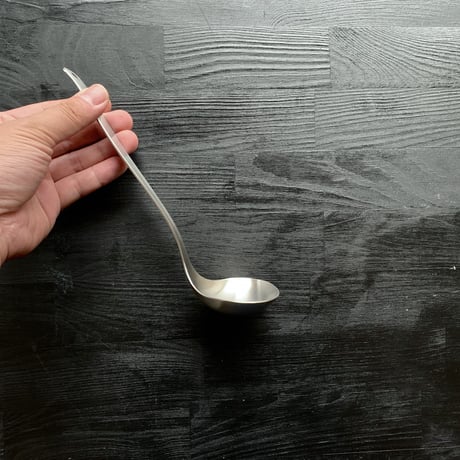 【たけしのニッポンのミカタで紹介】柳宗理デザインの美しすぎるお玉Sサイズ（レードルS）
