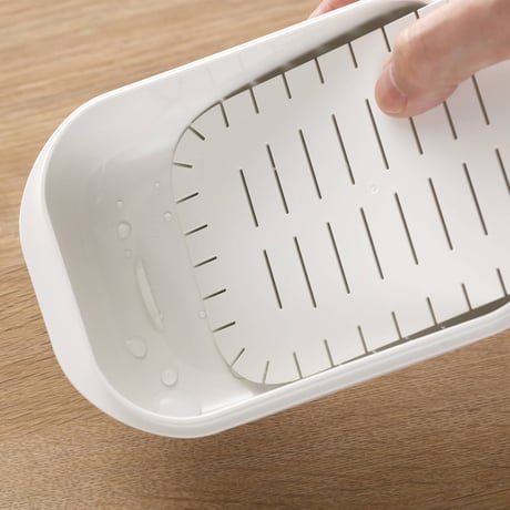 レンジで冷凍ご飯をムラなくふっくらと温められる保存容器「極冷凍ごはん容器大盛り用2個入 ホワイト」