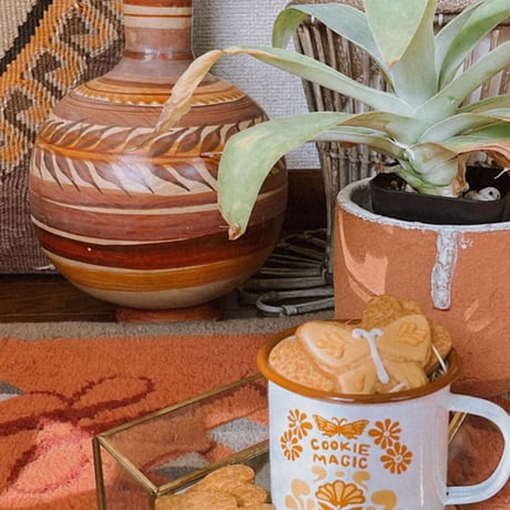 ENAMEL MUG