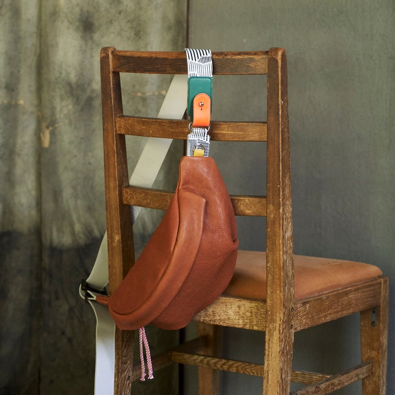 2025春限定モデル＞ 14-34:キャメルレザーウエストバック | JUCO.