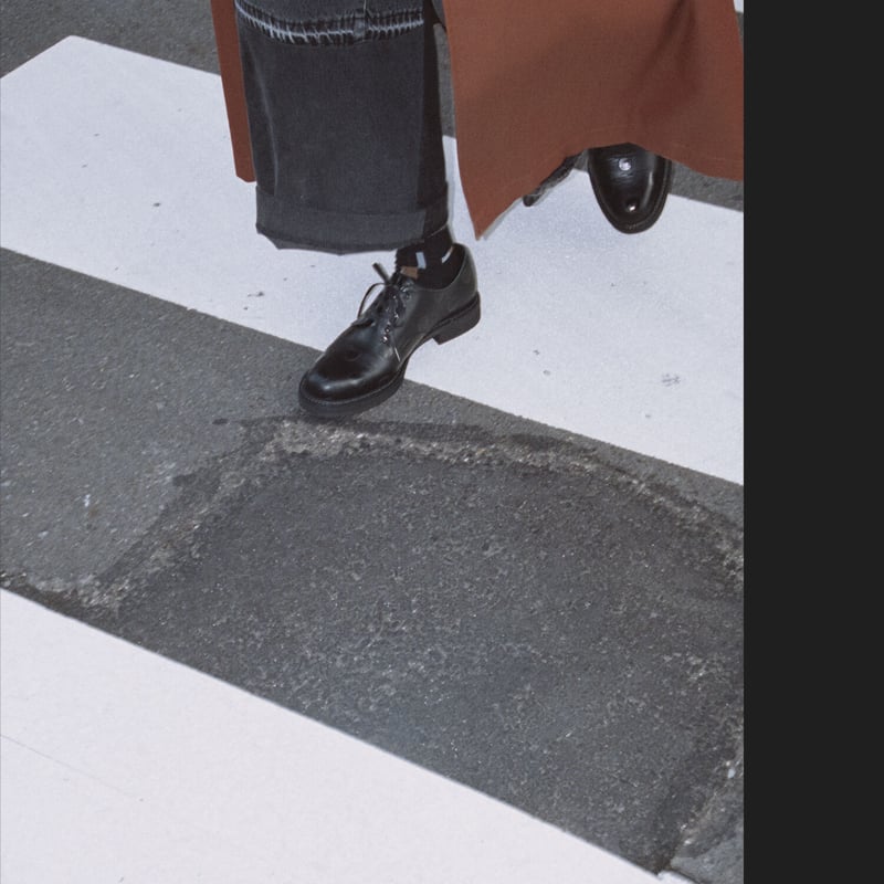 4-125:はじまりの黒シューズ_Black×Black | JUCO.