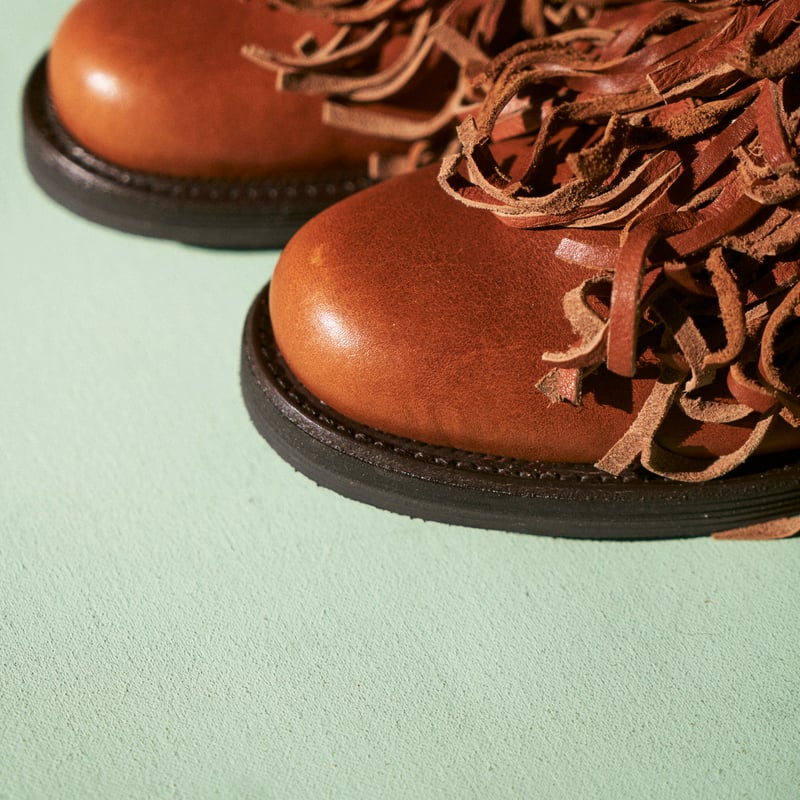 2025collection＞ 2-92:くせっ毛スリッポン_Brown | JUCO.