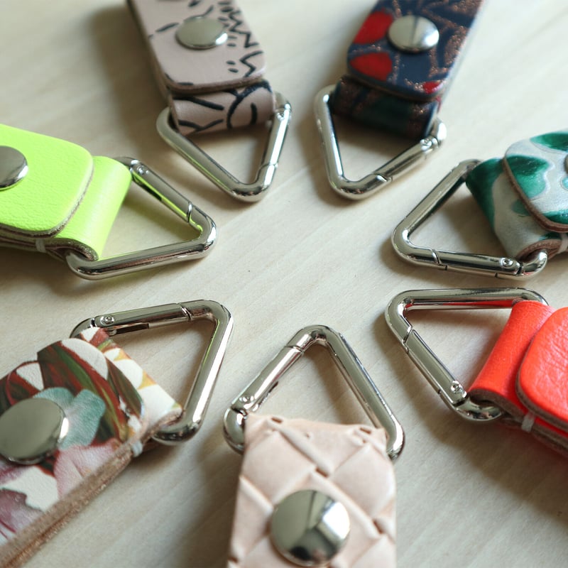 N-14：三角カラビナバンド | JUCO.