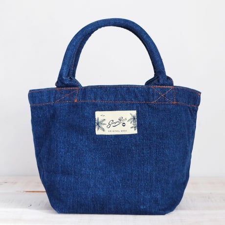 Organic Denim Initial Tote Q / Ginger Beach Inn Original
