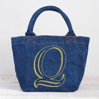 Organic Denim Initial Tote Q / Ginger Beach Inn Original