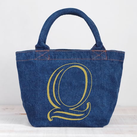 Organic Denim Initial Tote Q / Ginger Beach Inn Original