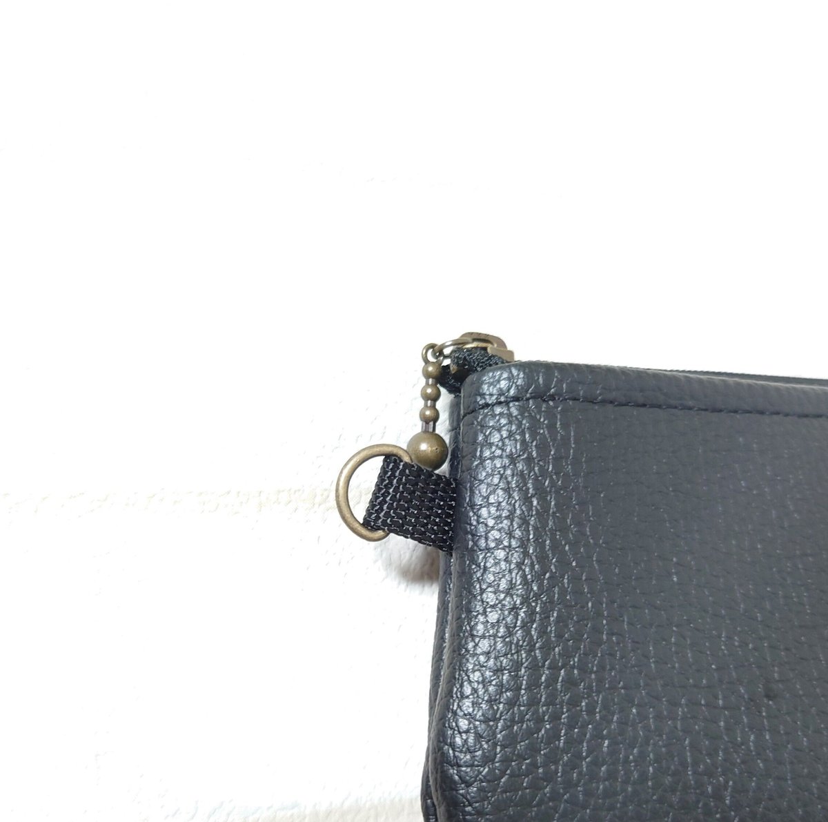 エピペンポーチ〈シンプルなファスナーのみ〉ブラック合皮【20230901