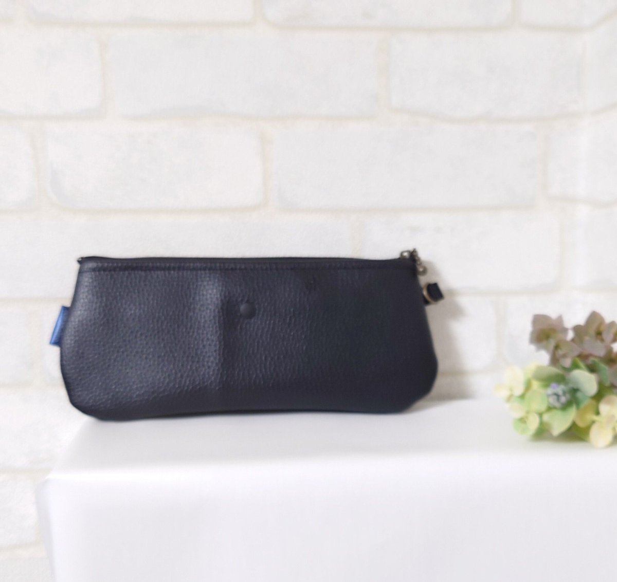 エピペンポーチ〈シンプルなファスナーのみ〉ブラック合皮【20230901