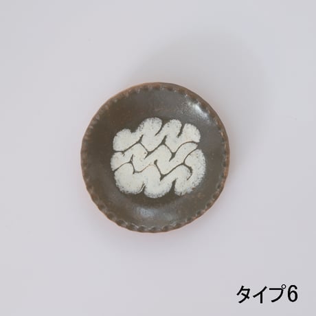 YANAGI POTTERY（柳窯）"スリップウェア / 豆皿（直径100mm）"