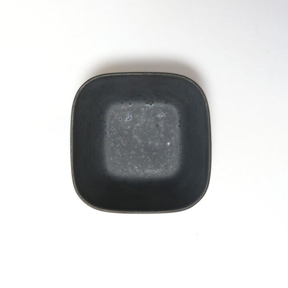 64e0b5dc56efca0032f447b0